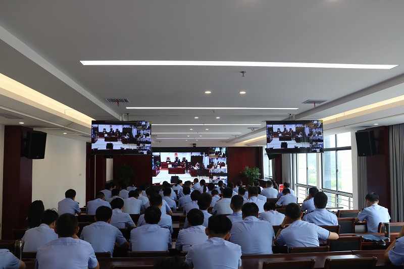 6.市公安局舉辦第二期青年民警警示教育活動.jpg